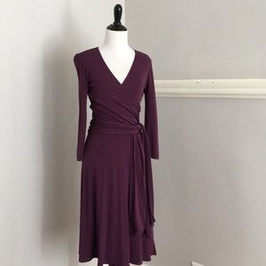 XS BCBGMAXAZARIA FAIX WRAP DRESS WITH RUSCHED TIE